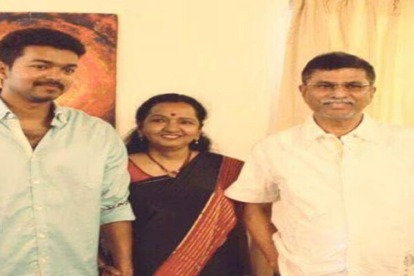 vijay_parents.jpg