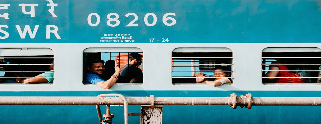 train_travel.jpg